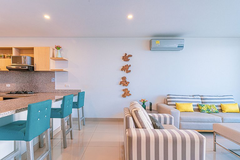 |Ahead| Attractive 3BR @Reservadelmar with parking