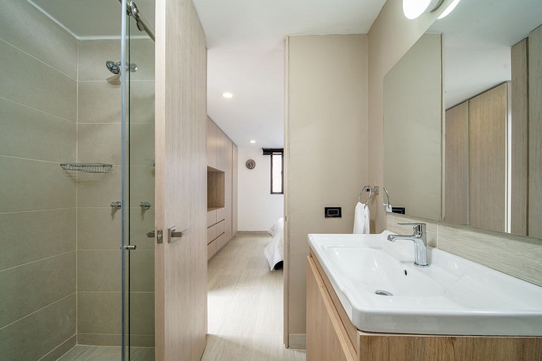 |Ahead| Stylish 2BR with Parking