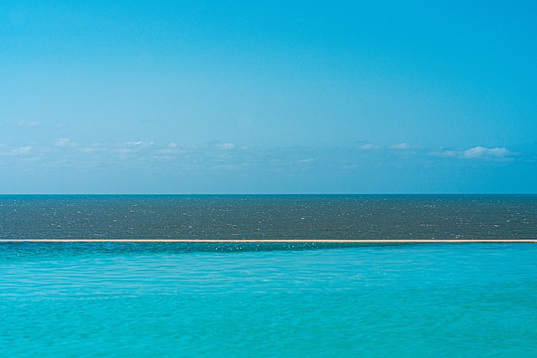 Tropical apartment + Beach, Pool, Wifi, Gym