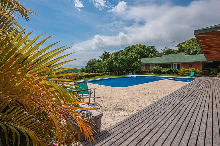 Espaciosa Casa @Baru Cartagena +Piscina