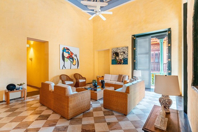 Icónica Casa en Centro Histórico + Piscina