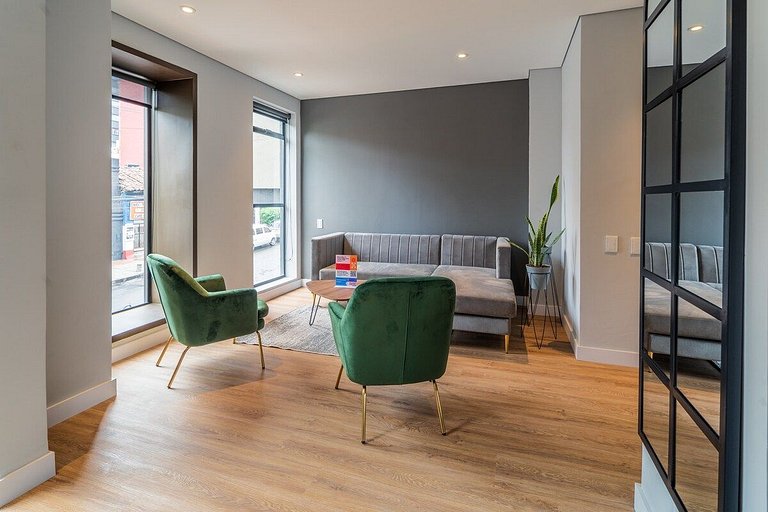 Spacious Apt at Anima 65 +Laundry @Zona G
