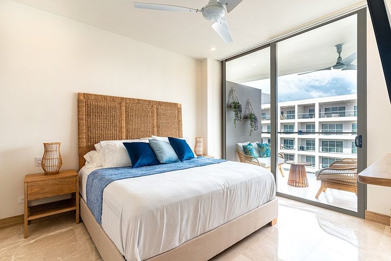 2BR Apt Asombroso @Morros Zoe + Piscina y Parking