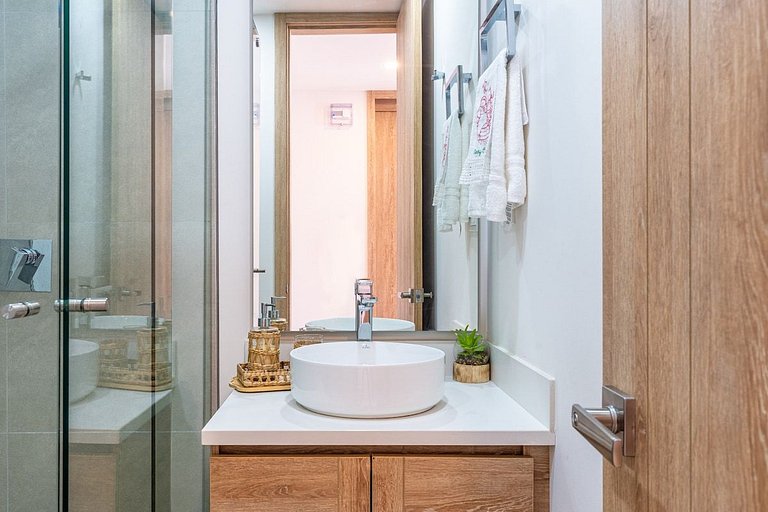 2BR Apt Asombroso @Morros Zoe + Piscina y Parking