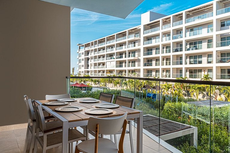 3BR Exceptional Apt @Morros Zoe + Pool & Parking