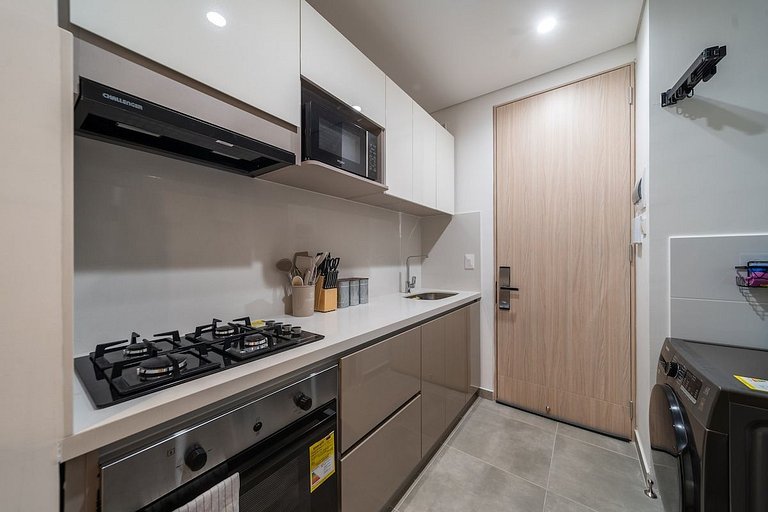 |Ahead| Stunning 1BR @Salguero + Balcony & Pool