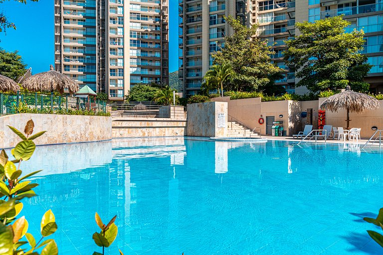 3BR Sofisticado Apt @Zazue + Piscina