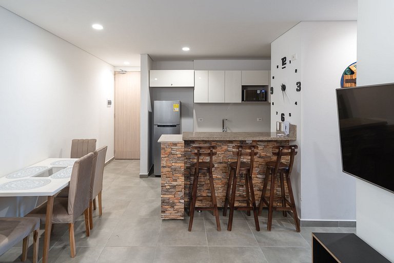 |Ahead| Maravilloso 2BR @Salguero con piscina y parking