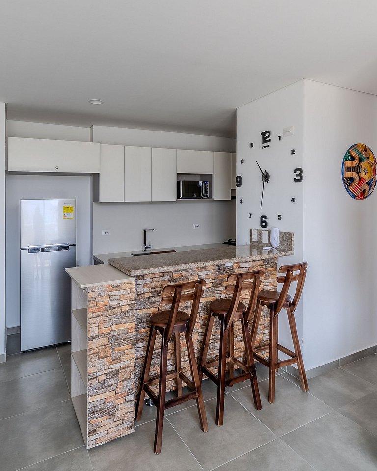 |Ahead| Maravilloso 2BR @Salguero con piscina y parking