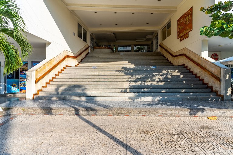 |Ahead| Panoramic 2BR @Laguito with Balcony & pool