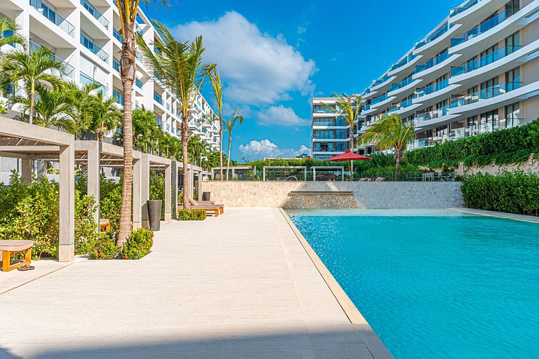 2BR Unbelievable Apt @Morros Zoe +Pool & Parking