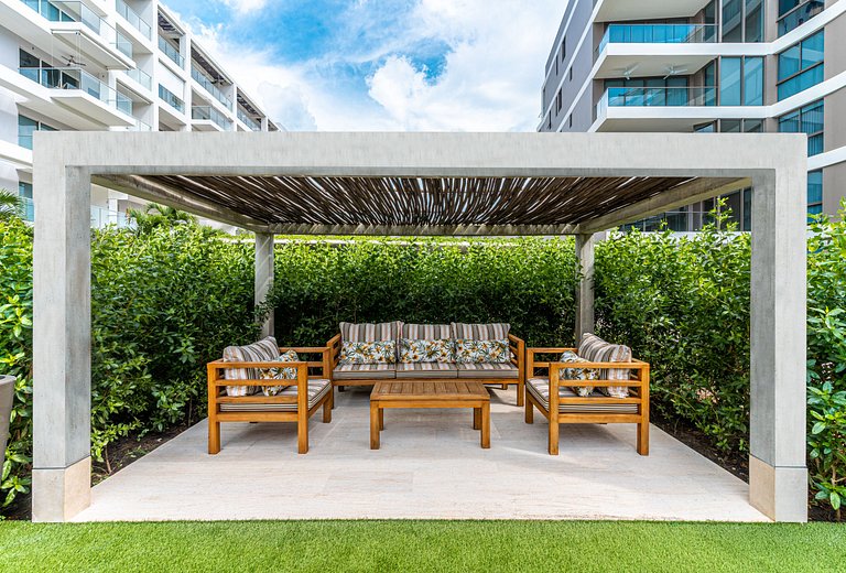 2BR Apt Asombroso @Morros Zoe + Piscina y Parking