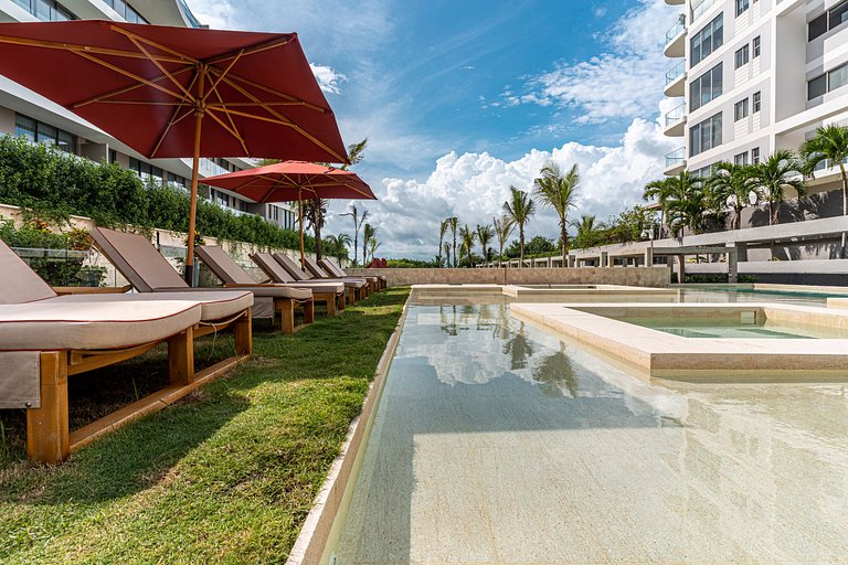 2BR Unbelievable Apt @Morros Zoe +Pool & Parking