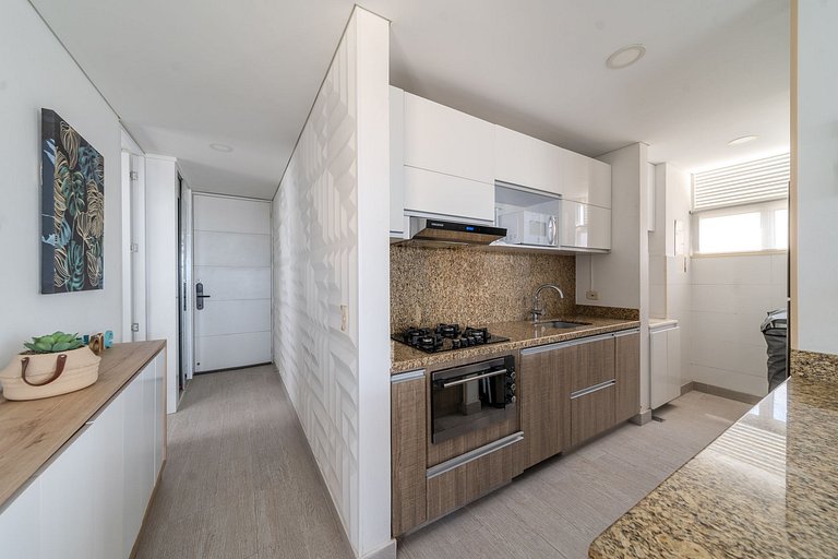 |Ahead| Spectacular 1BR @Zazue with Pool & Balcony