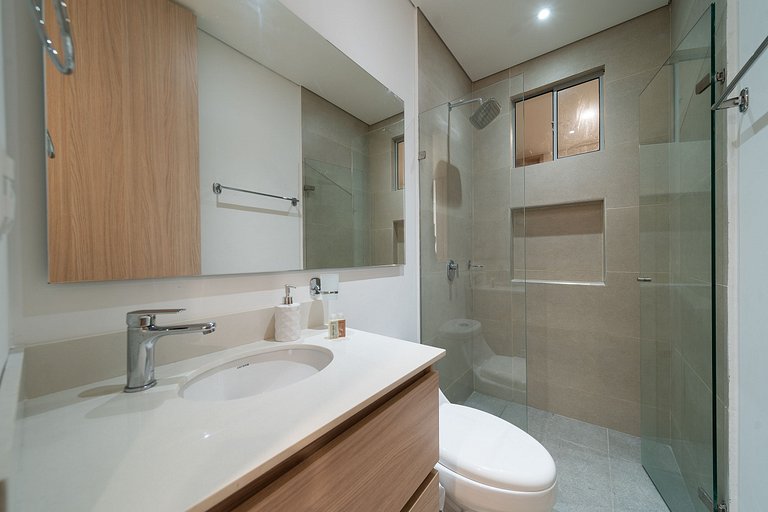 |Ahead| Maravilloso 2BR @Salguero con piscina y parking