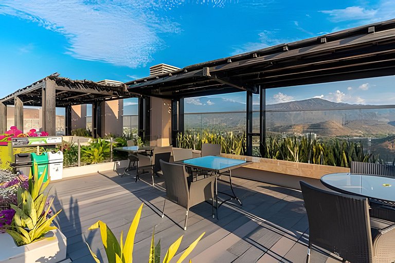 |Ahead| Panoramic 2BR @Reservadelmar with parking
