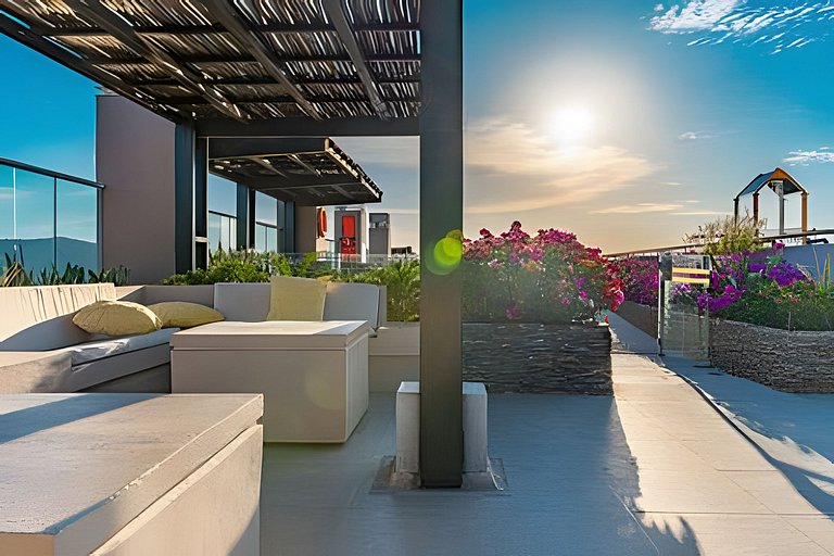 |Ahead| Panoramic 2BR @Reservadelmar with parking