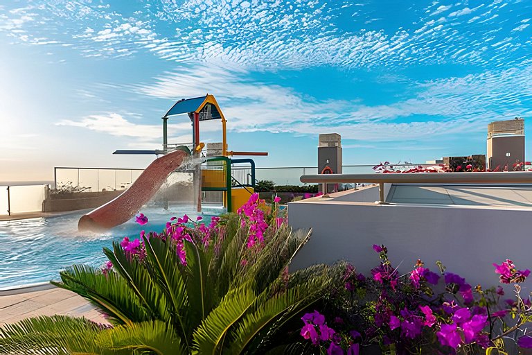|Ahead| Panoramic 2BR @Reservadelmar with parking