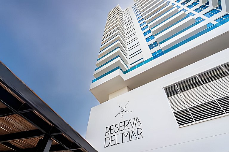 |Ahead| Panoramico 2BR @Reservadelmar con parking