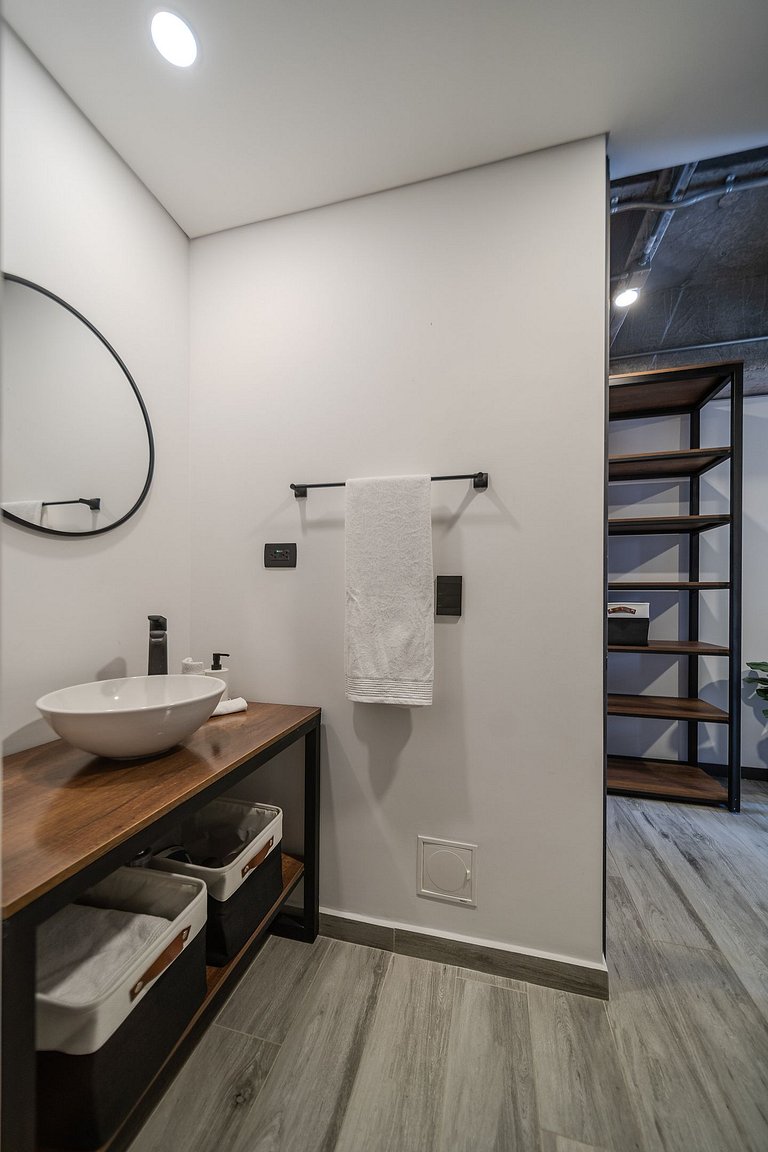 |Ahead| Moderno Loft cerca al aeropuerto + parking