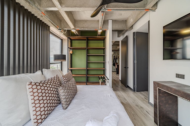 |Ahead| Nuevo 1BR cerca al aeropuerto con parking
