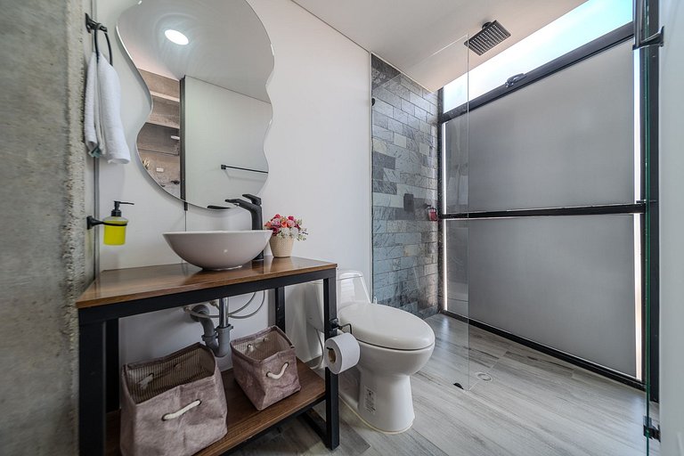 Exclusive loft next to Unicentro with parking