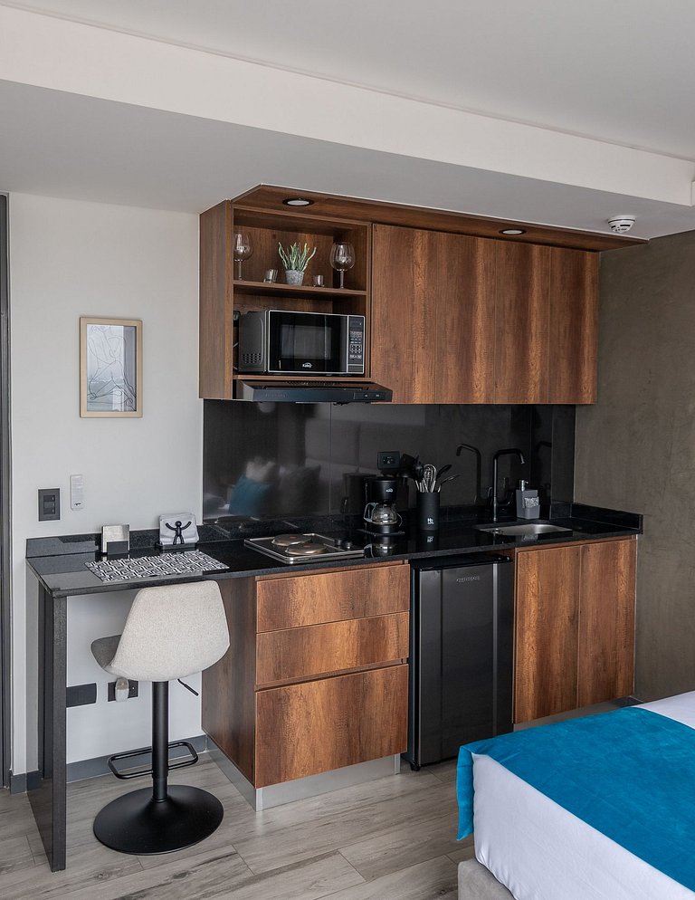 Ahead Minimalist Loft near the airport