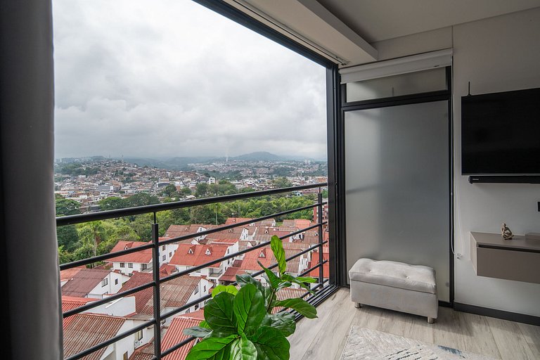 Ahead Minimalist Loft near the airport