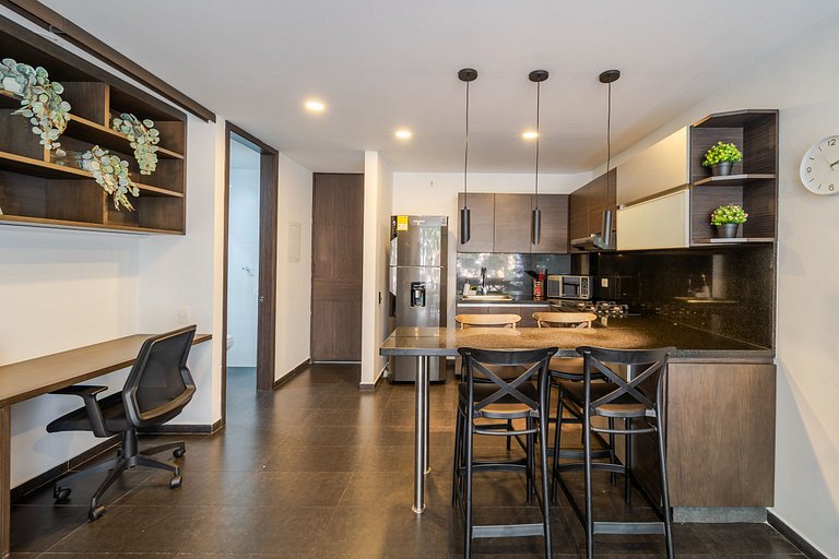 Cozy 1BR @La Calleja with Parking & Gym
