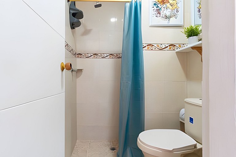 Stylish 2BR @Center with washer and AC