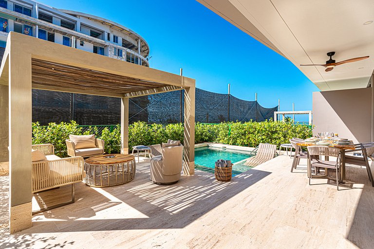 Modern 2BR @Manzanillo + Private pool