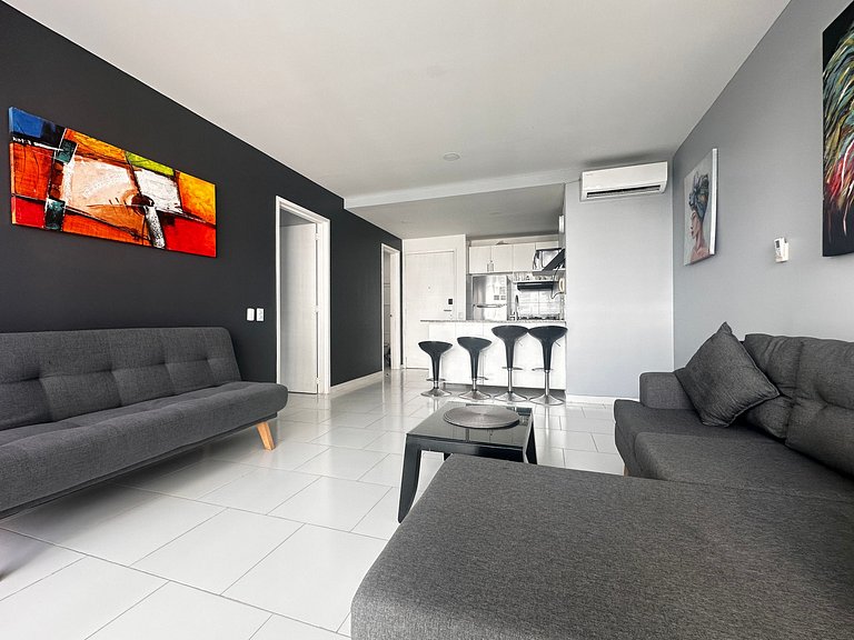 1BR Apt salida a la playa en Morros 3 Piscina & Gym