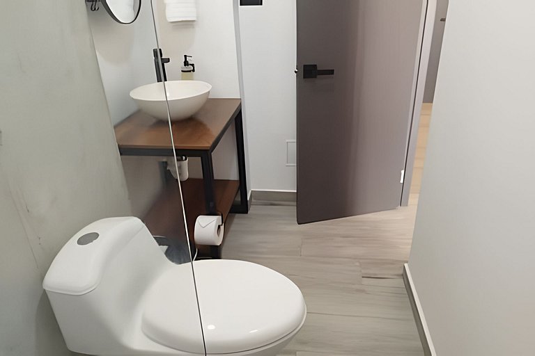|Ahead| Chic Loft cerca al aeropuerto + parking