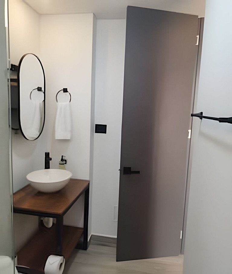 |Ahead| Chic Loft cerca al aeropuerto + parking