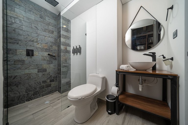 |Ahead| Pleasant Loft with AC and Parking
