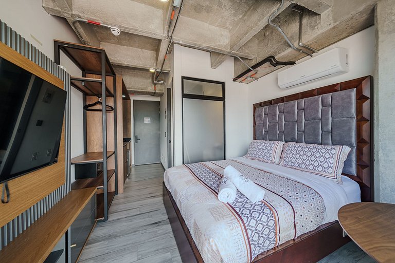 |Ahead| Pleasant Loft with AC and Parking