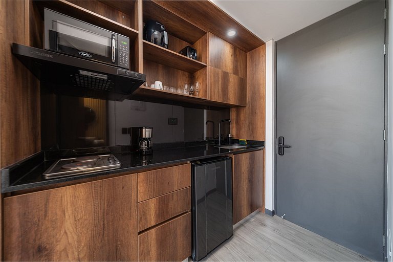 |Ahead| Ameno Loft cerca al aeropuerto con parking