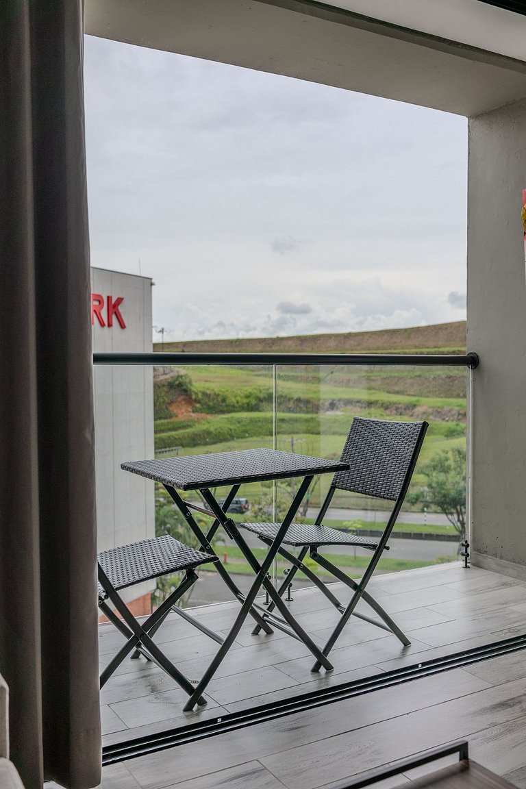 |Ahead| Brillante Loft con balcon y parqueadero
