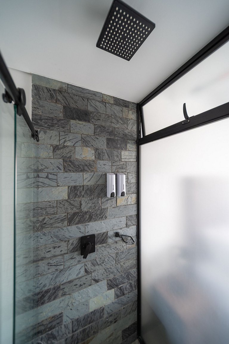 |Ahead| Brillante Loft con balcon y parqueadero