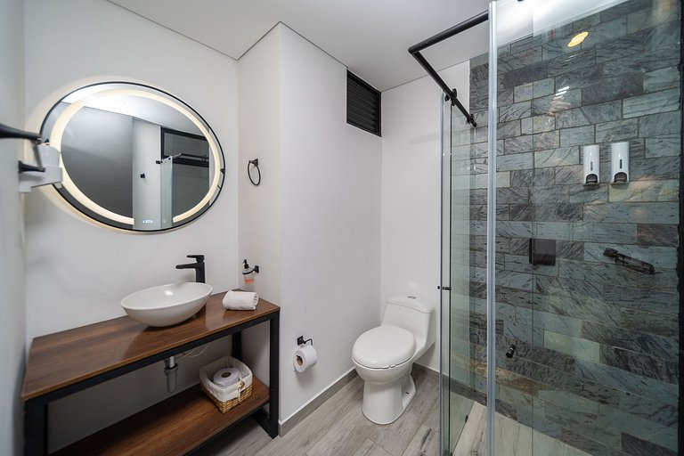 |Ahead| Brillante Loft con balcon y parqueadero