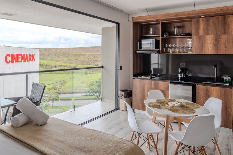 |Ahead| Classic Loft near the airport + Parking