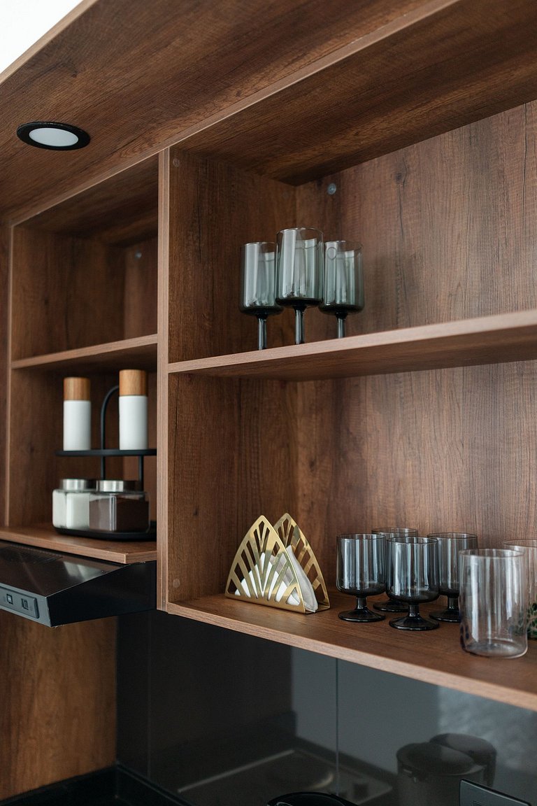 |Ahead| Chic Loft close to airport + parking