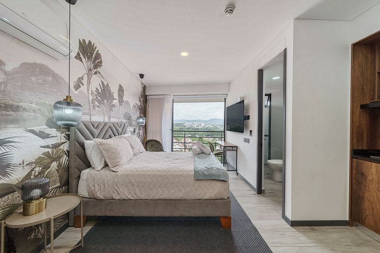 |Ahead| Chic Loft close to airport + parking
