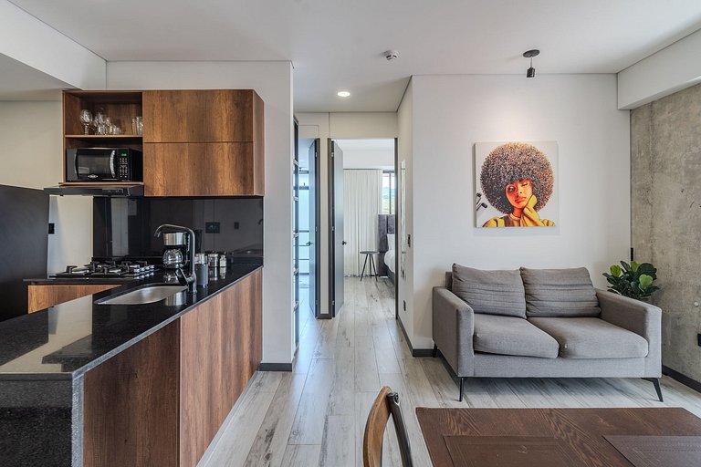 |Ahead| Contemporary 2BR with balcony & parking