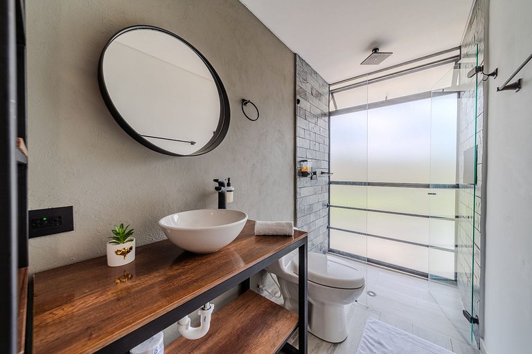 |Ahead| Contemporáneo 2BR con balcon y parqueadero