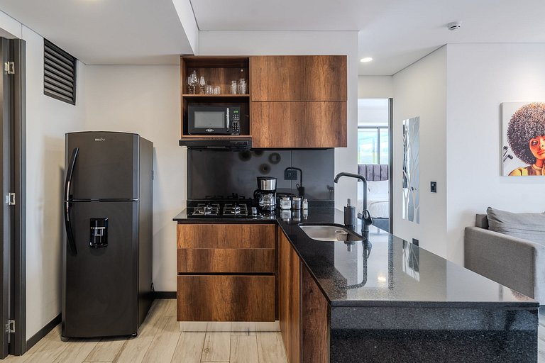 |Ahead| Contemporary 2BR with balcony & parking