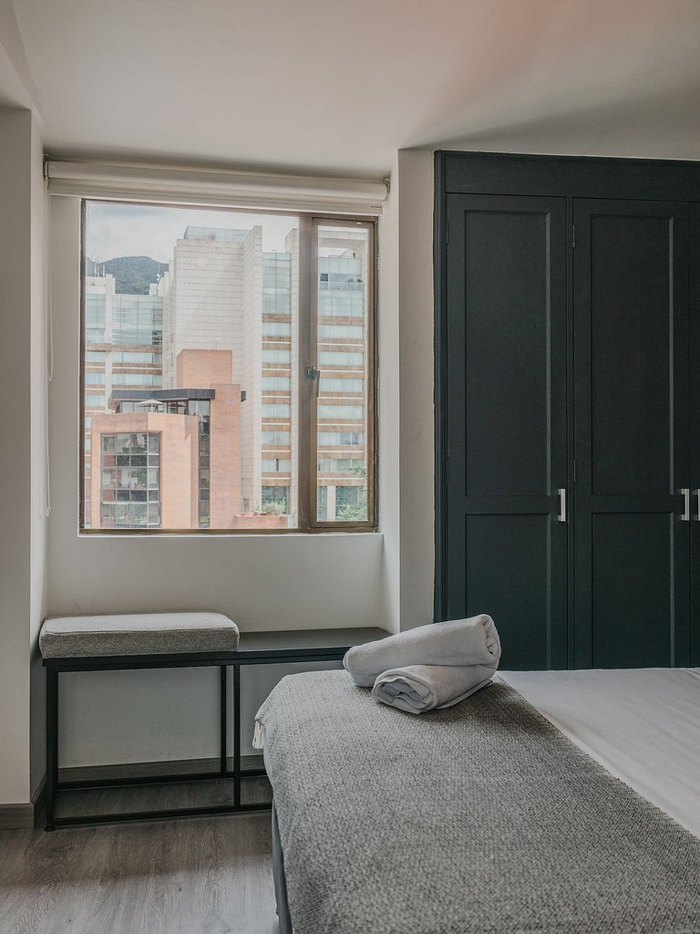 |Ahead| Stylish 2BR @Commercial Area near Zona G