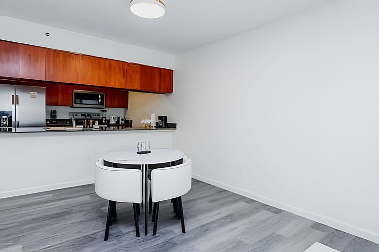 Comodo Brickell 1BR | Skyline View, Pool & Parking